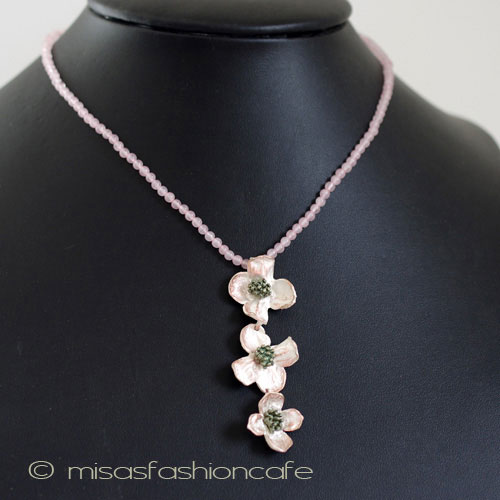 （画像用） Michaud ネックレス ハナミズキのお花