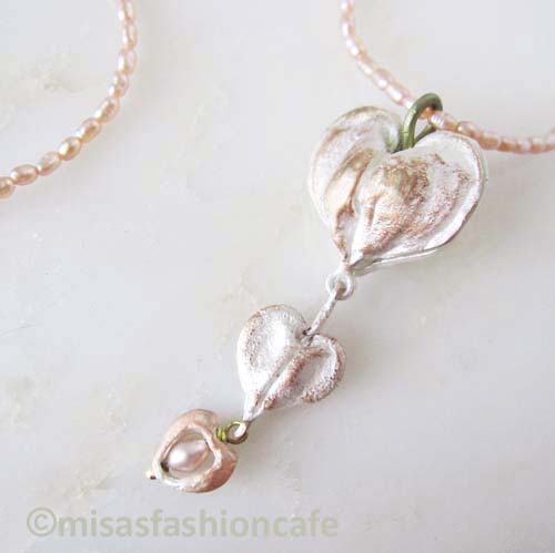 （画像用） Michaud ネックレス ハート型フラワー（真珠）