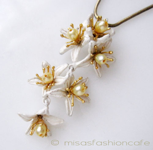 （画像用） マイケルミショー ネックレス 　オレンジの花　真珠
