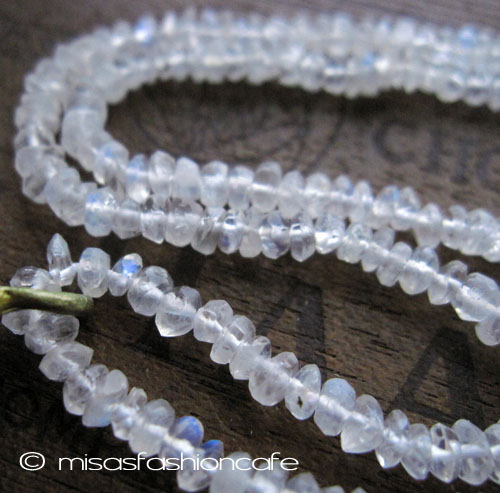 （画像用） マイケルミショー ネックレス 　天然石　薔薇（ホワイト）