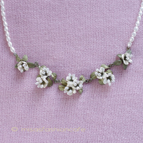 （画像用） マイケルミショーネックレス 真珠 小花ブーケ