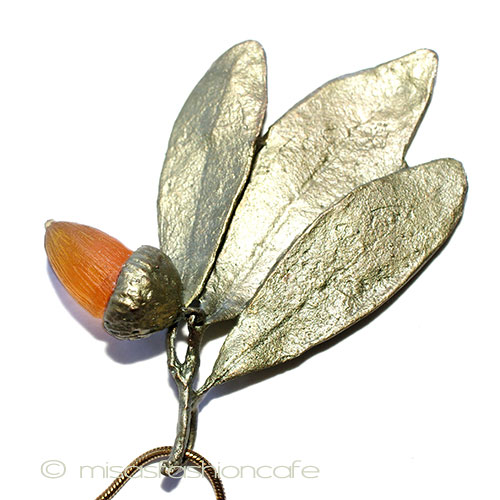 （画像用） マイケル・ミショー どんぐり　ネックレス