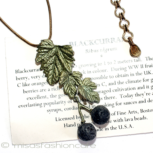 （画像用） マイケルミショーネックレス 天然石　カシスの実