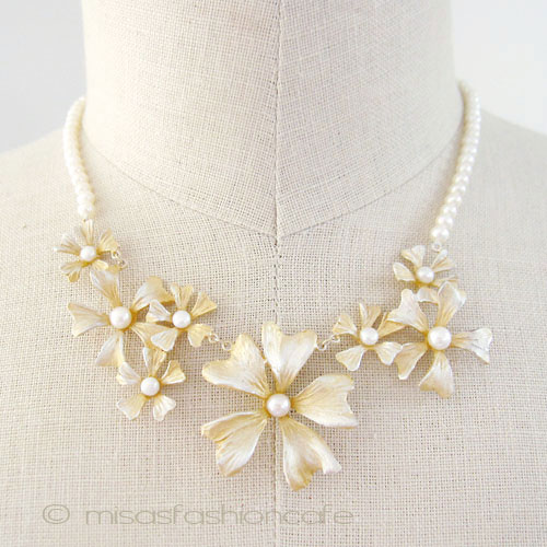 Michaud ネックレス 真珠の花　再販！ - ウインドウを閉じる