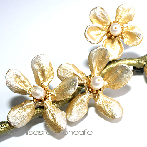 （画像用） マイケルミショー ブローチ 真珠　アーモンドの花