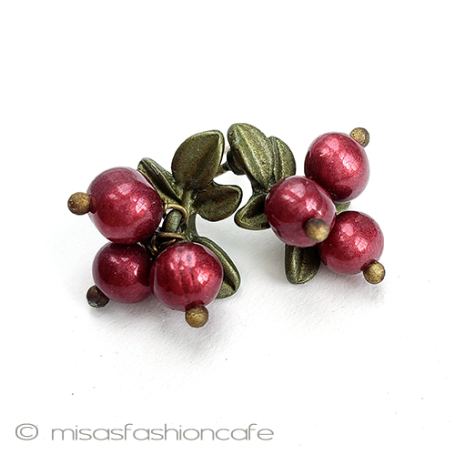 （画像用） 真珠ベリー　ピアス パールのクランベリー