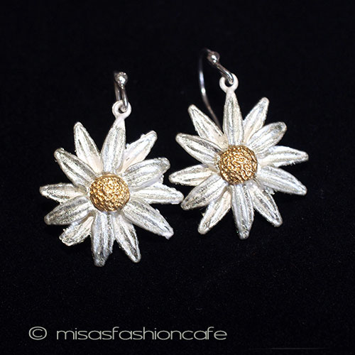 ピアス　または　クリップ デイジーのお花　再販 - ウインドウを閉じる
