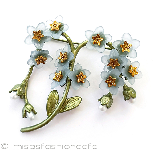 （画像用） 真珠　忘れな草の花 ボタニカルブローチ