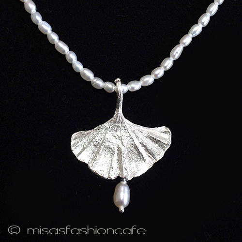 （画像用） マイケルミショー　 真珠　イチョウの葉