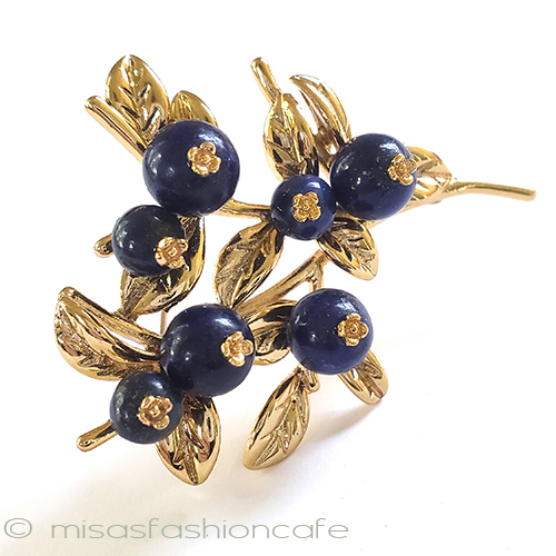 （画像用） 24Kgp　ブローチ 天然石のブルーベリー