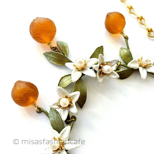 （画像用） オレンジのネックレス 真珠の花＆フルーツ果実