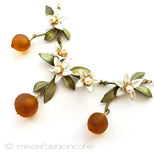（画像用） オレンジのネックレス 真珠の花＆フルーツ果実