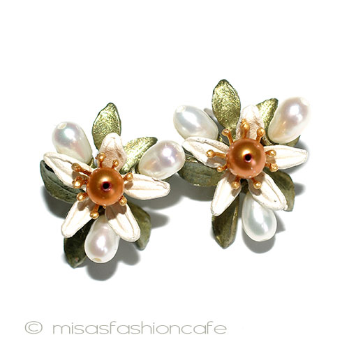 （画像用） マイケルミショー　ピアス 真珠　オレンジの花