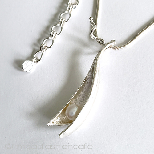 （画像用） マイケルミショーネックレス 真珠・銀のさやえんどう豆