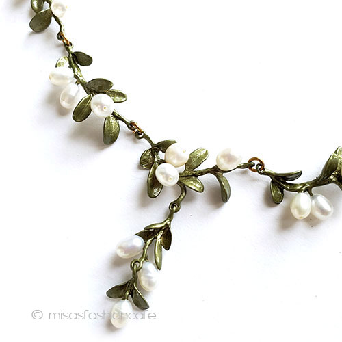 （画像用） 真珠の木の実ネックレス ボタニカルジュエリー