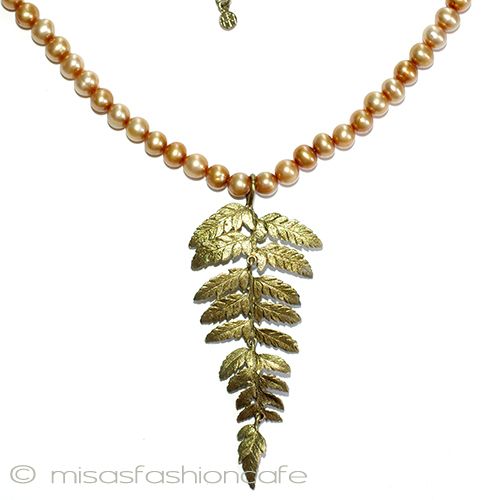（画像用） マイケルミショー　真珠 シダの葉　ネックレス