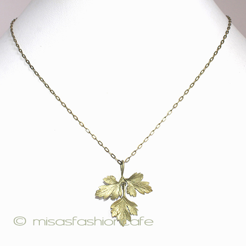 （画像用） マイケルミショー　ハーブ パセリ　ネックレス