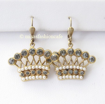 （画像用） クラウン　ピアス　仏製