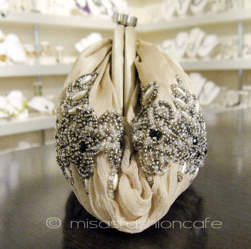 （画像用） SANTI サンティ クラッチ 　フェミナン・フラワー