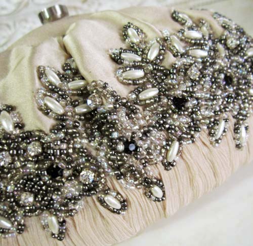 （画像用） SANTI サンティ クラッチ 　フェミナン・フラワー