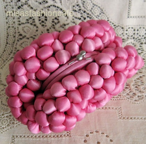 （画像用） SANTI サンティ クラッチ シルク・ポンポン