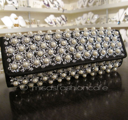 （画像用） SANTI サンティ クラッチ パール小花black