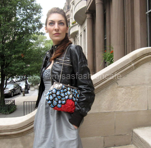 （画像用） SANTIサンティ　クジャク ショルダーバッグ兼クラッチ