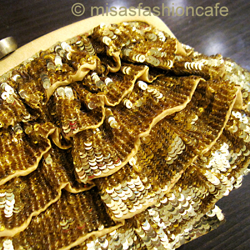 （画像用） SANTI サンティ クラッチ フリル・ゴールド