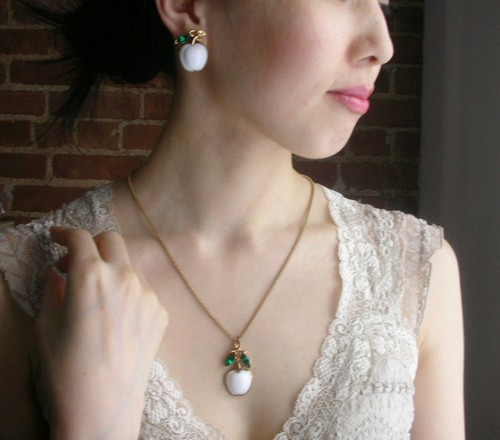 （画像用） クラウンTrifari ネックレス＆イヤリングセット