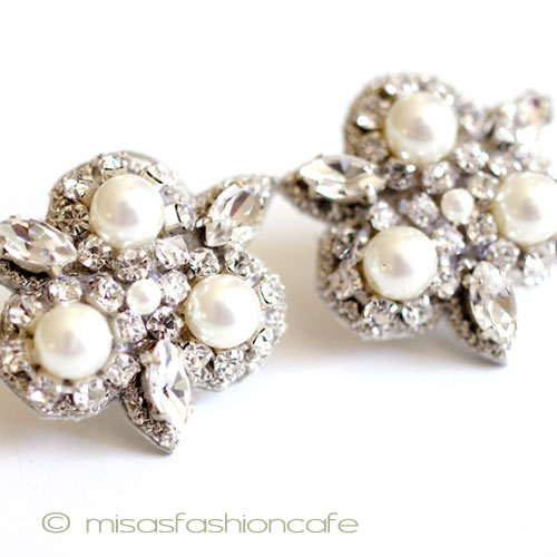 （画像用） パール＆クリスタル・ブーケ ピアスまたはイヤリング
