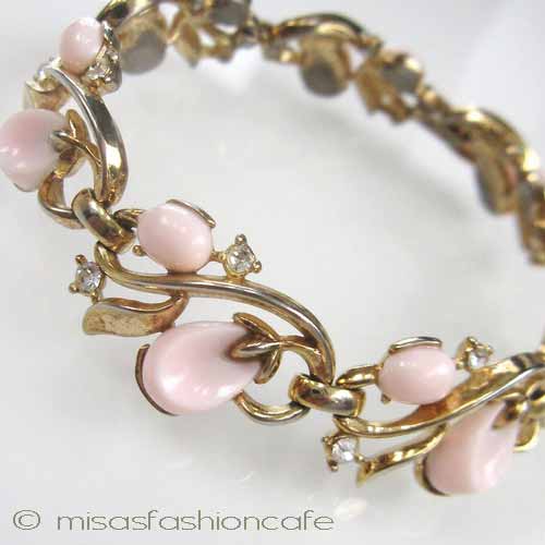 （画像用） クラウン　トリファリ Ｔｒｉｆａｒｉ　ピンクのお花