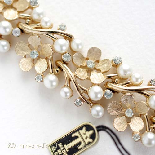 （画像用） Ｔｒｉｆａｒｉ　 トリファリ パールの花　ブレスレット