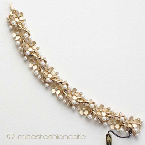 （画像用） Ｔｒｉｆａｒｉ　 トリファリ パールの花　ブレスレット