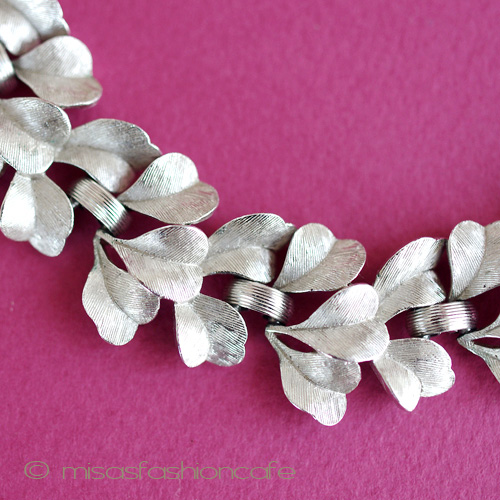 （画像用） Trifari　トリファリ 銀葉ブレスレット