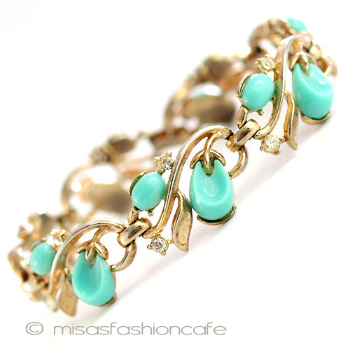 （画像用） Trifari　トリファリ ターコイズのベリー