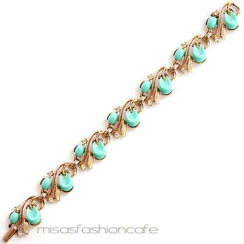 （画像用） Trifari　トリファリ ターコイズのベリー