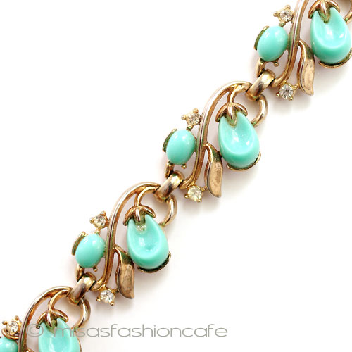 （画像用） Trifari　トリファリ ターコイズのベリー