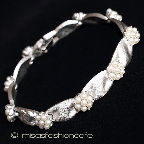 （画像用） Ｔｒｉｆａｒｉ　 トリファリ パール花りぼん　ブレス