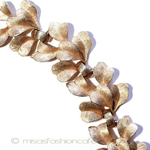 （画像用） Trifari　 トリファリ 金葉　ブレスレット