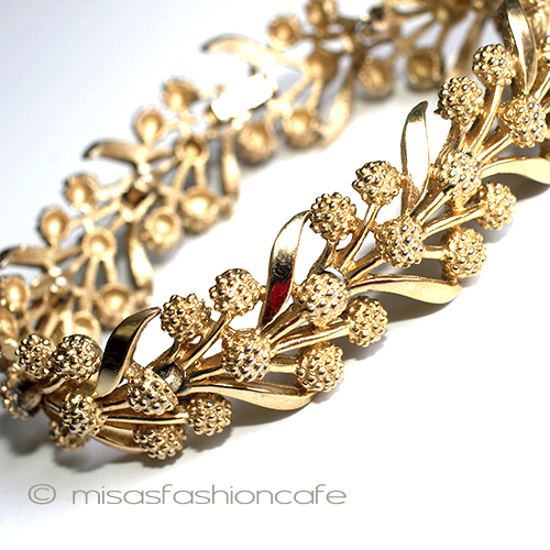 （画像用） Trifari　 トリファリ たんぽぽ綿毛のお花