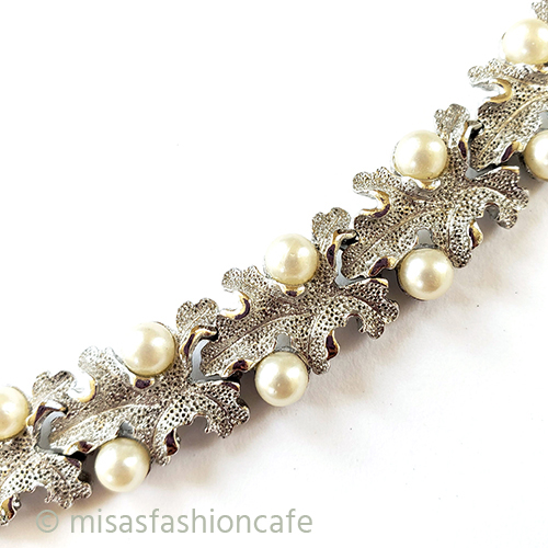 （画像用） ヴィンテージジュエリー トリファリ　パール銀葉