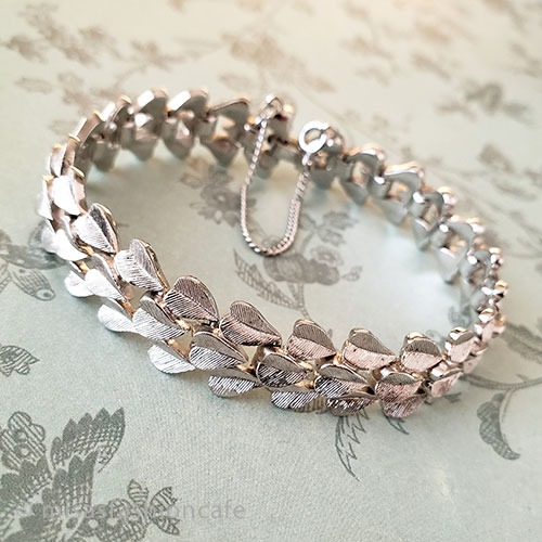 （画像用） Trifari　 トリファリ 銀葉　ブレスレット