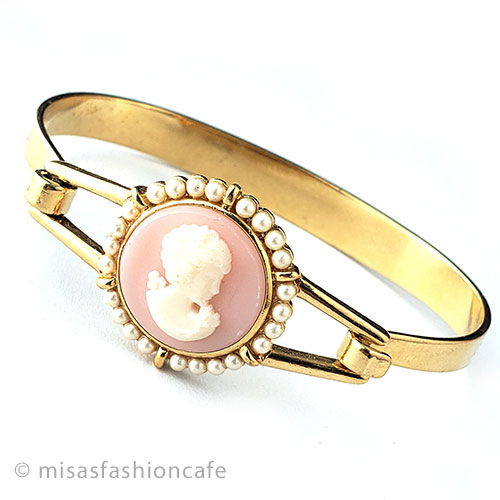 （画像用） Trifari　 トリファリ カメオ　ブレスレット