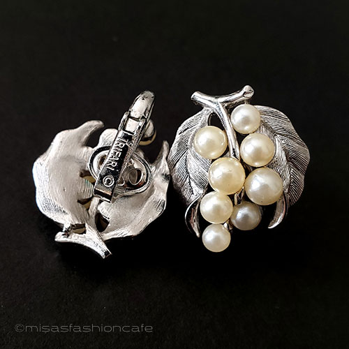 （画像用） Trifari　 トリファリ パールのベリー＆銀葉