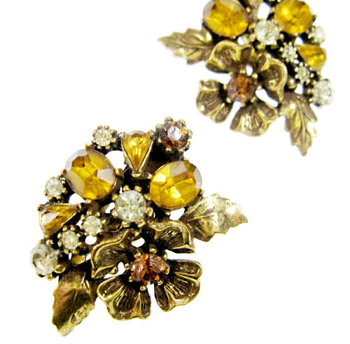 （画像用） Lisner　花イヤリング