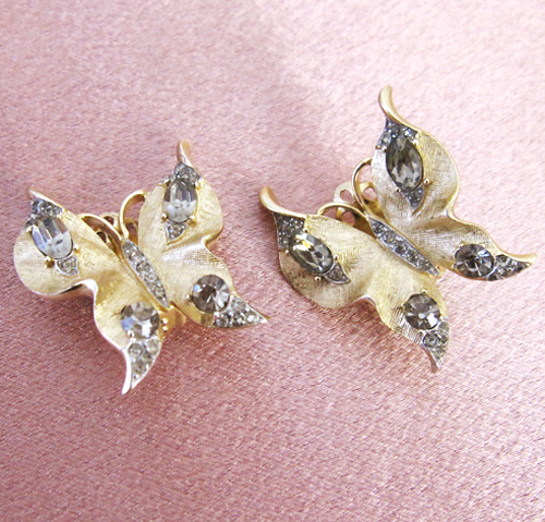 （画像用） クラウンTrifari 蝶イヤリング