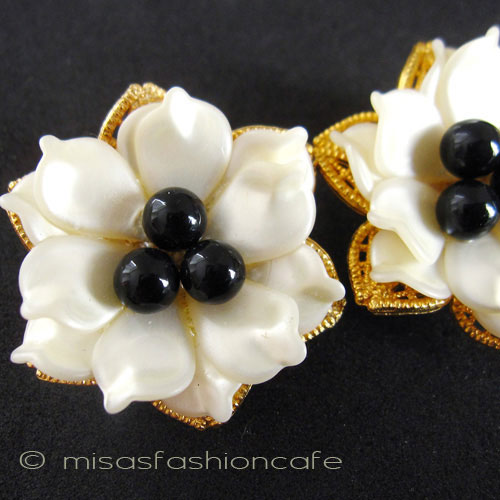 （画像用） JudyLeeお花イヤリング