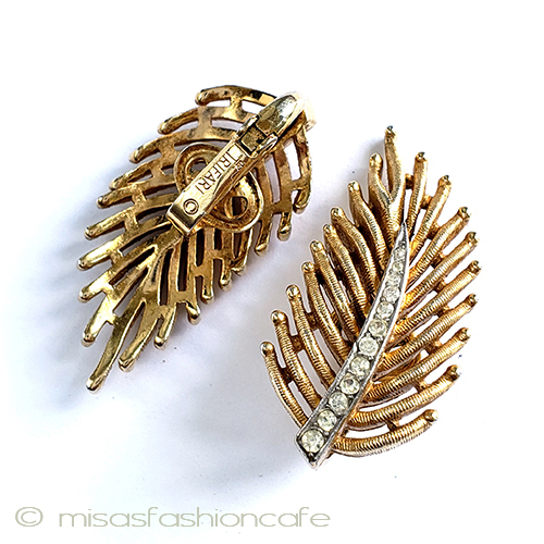 （画像用） Trifari　 トリファリ フェザー　イヤリング