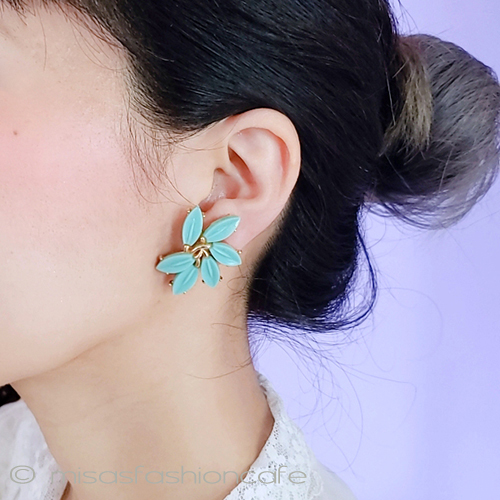 （画像用） Trifari　 トリファリ リーフ　イヤリング