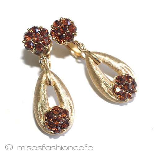 （画像用） Ｔｒｉｆａｒｉ　 トリファリ お花　イヤリング